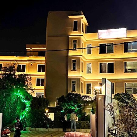 Airport Hotel The Grand Shoba Nova Deli Exterior foto