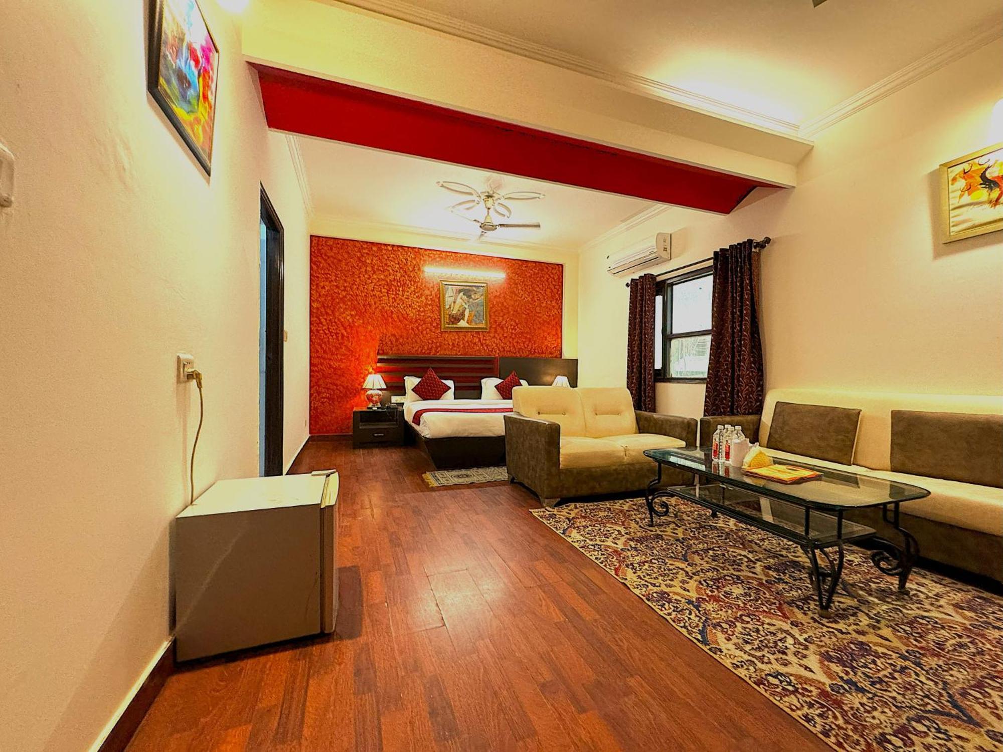 Airport Hotel The Grand Shoba Nova Deli Exterior foto